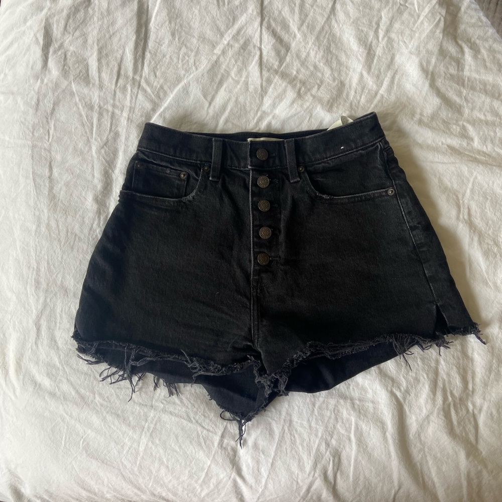 Abercrombie - The Mom Short high rise - black curve love denim/jean shorts